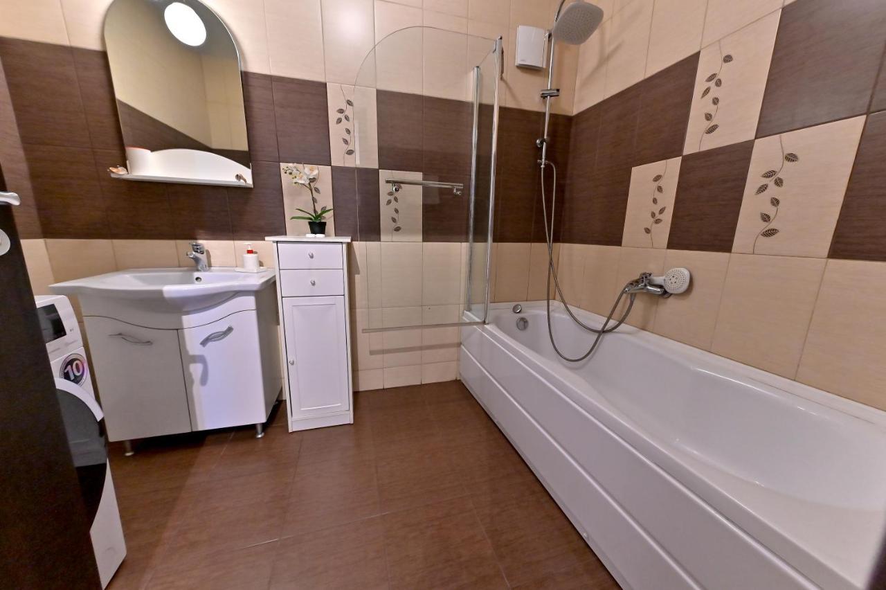 Terezianum Apartments, Free Parking Sibiu Dış mekan fotoğraf
